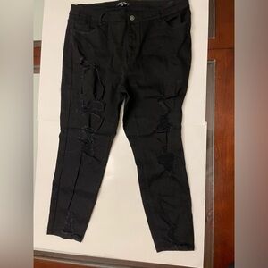 Almost Famous Jeans Womens Size 20  Black